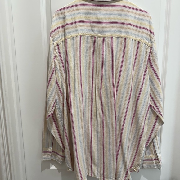 MAKE AN OFFER!   GAP Women's Multicolor Striped Button-Down Shirt - Picture 2 of 4